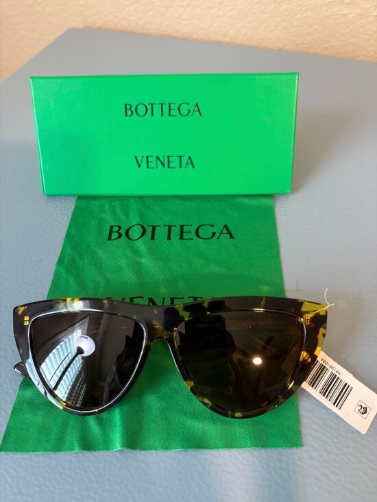 Bottega Veneta V1018S 57mm Cat-Eye Sunglasses/Havana/Havana Brown-NEW with Tags main image 4